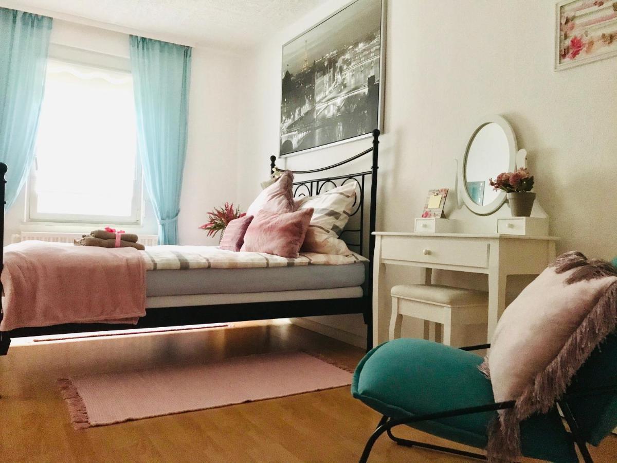 Apartment No1 Apartment4you - 3 Zimmer, 1-6 Pers, - Jaegersfreude Saarbruecken