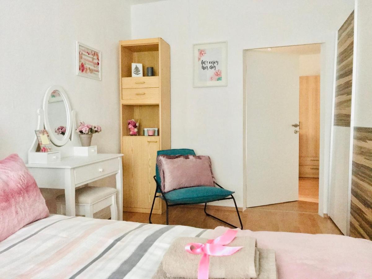 Apartment No1 Apartment4you - 3 Zimmer, 1-6 Pers, - Jaegersfreude